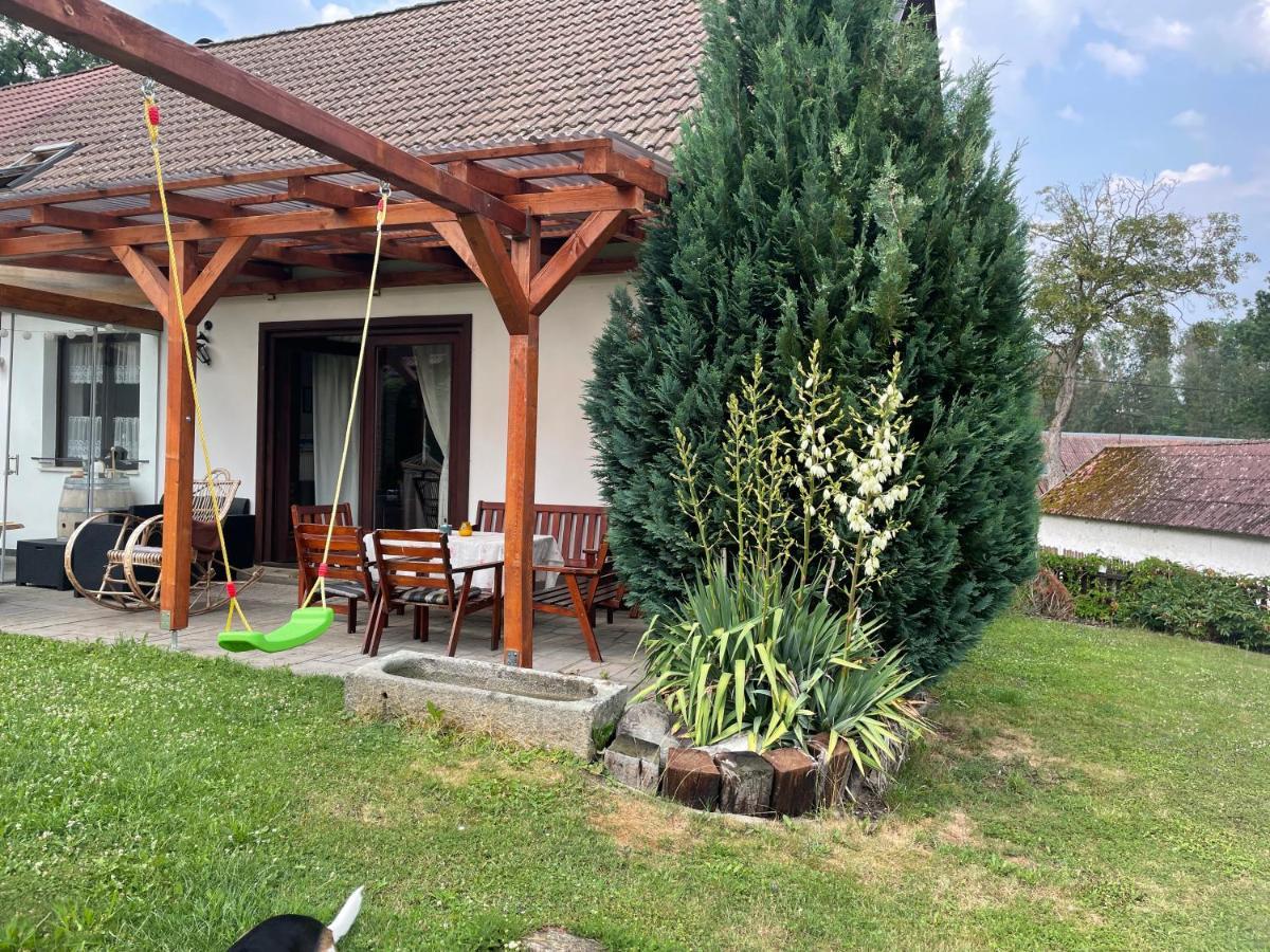 Apartmán Beruška Krelovice Exterior foto